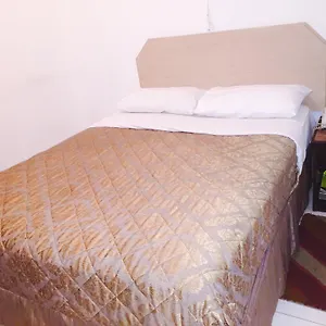 https://gold-plaza-guest-house.dubaihotelsoffers.com